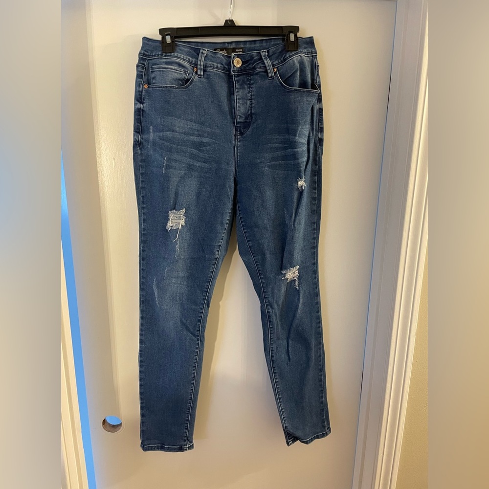 5 pairs of jeans bundle! Women’s 31/12/13 various brands
